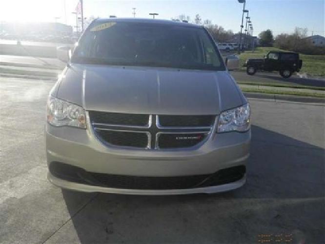 2013 dodge grand caravan in greenwood, in