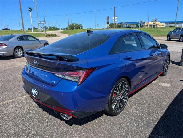 2023 hyundai elantra se