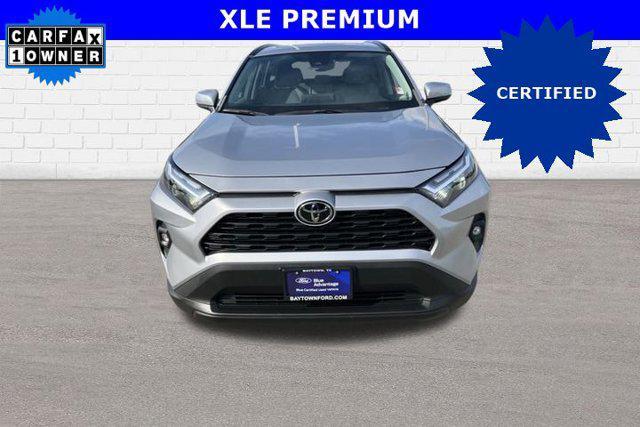 2022 toyota rav4 xle
