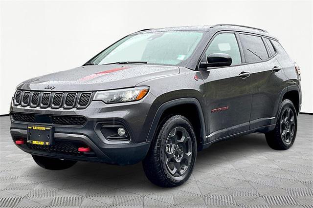 2023 jeep compass trailhawk