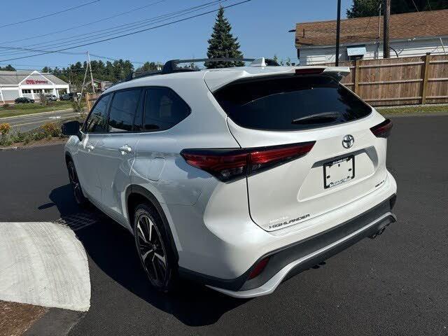 2022 toyota highlander xle