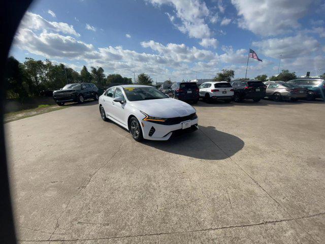 2023 kia k5 lxs