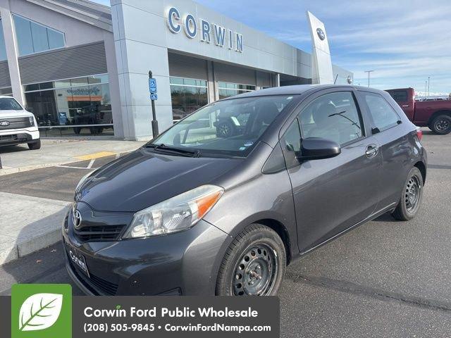 2012 toyota yaris l