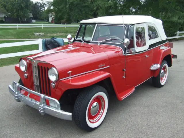 beautiful1949 jeepster!