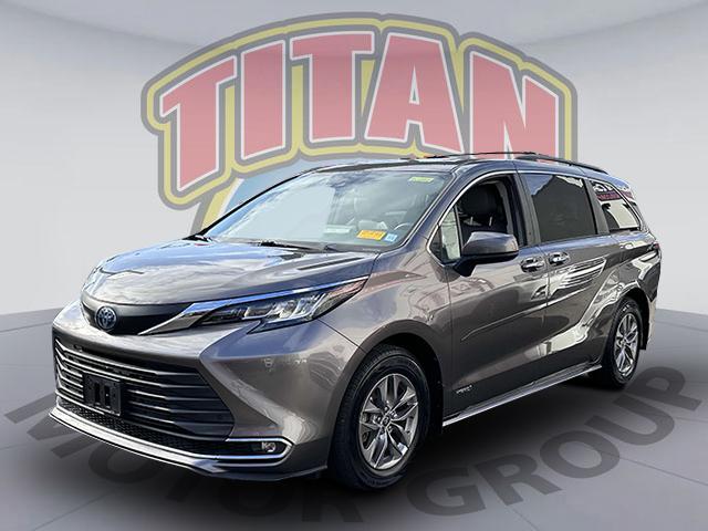 2021 toyota sienna xle 8 passenger