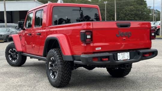 2024 Jeep Gladiator