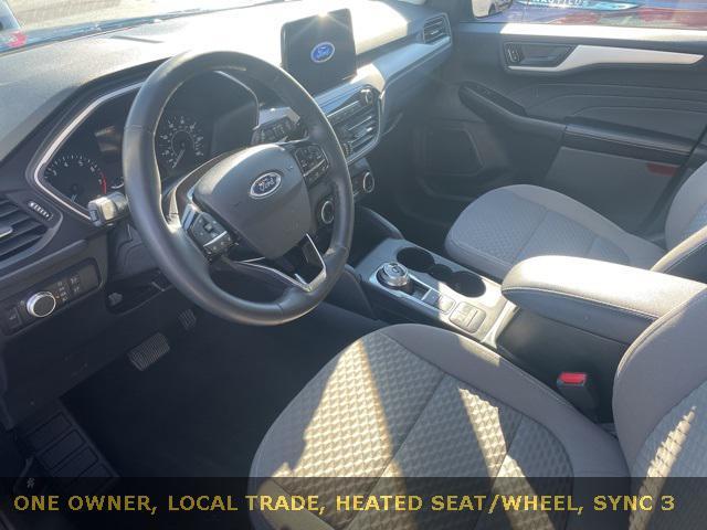 2022 ford escape se