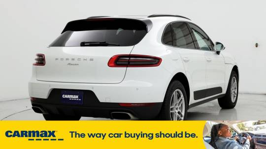 2017 Porsche Macan