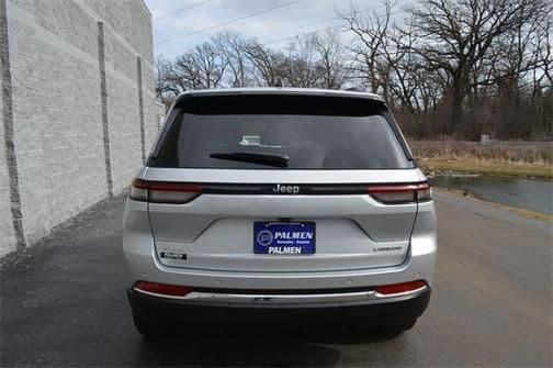 2023 jeep grand cherokee laredo in kenosha, wisconsin