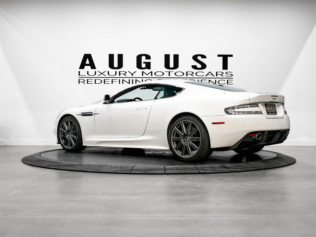 2009 aston martin dbs