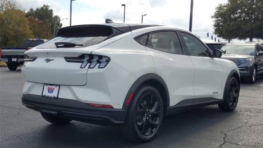 2024 Ford Mustang Mach-E