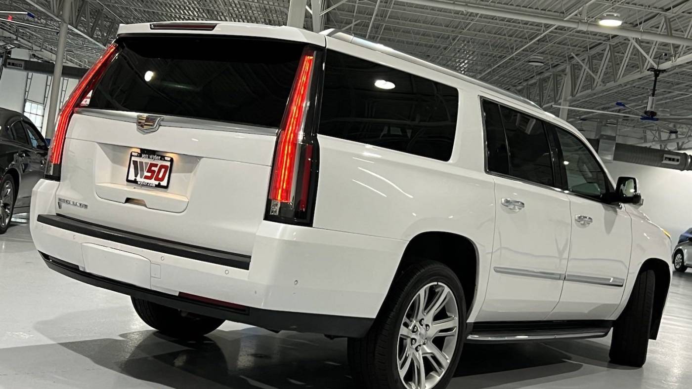2019 cadillac escalade esv luxury