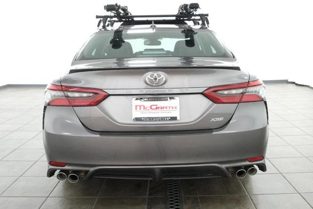 2022 toyota camry xse