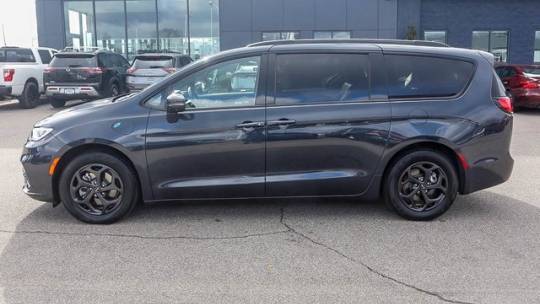 2021 chrysler pacifica hybrid touring l