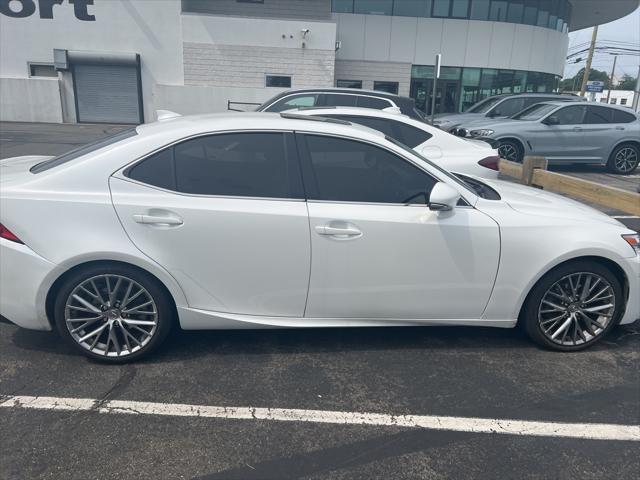 2015 lexus is 250 crafted line