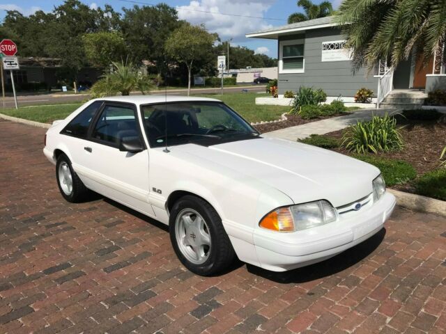 1993 ford mustang lx 5.0 5 speed original paint black int 70k miles