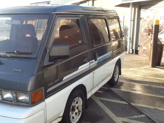 mitsubishi l 300 delica 2 wheel drive