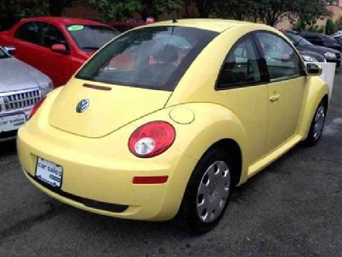 2010 volkswagen new beetle hatchback 2d in fairfax, va