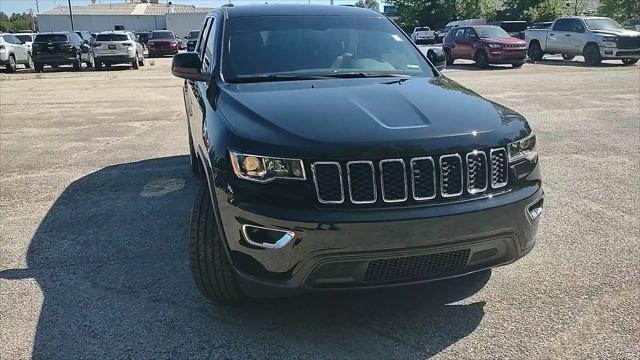 2022 jeep grand cherokee laredo