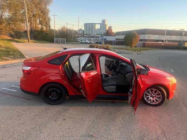 2012 ford focus se