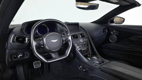 2022 Aston Martin DB11