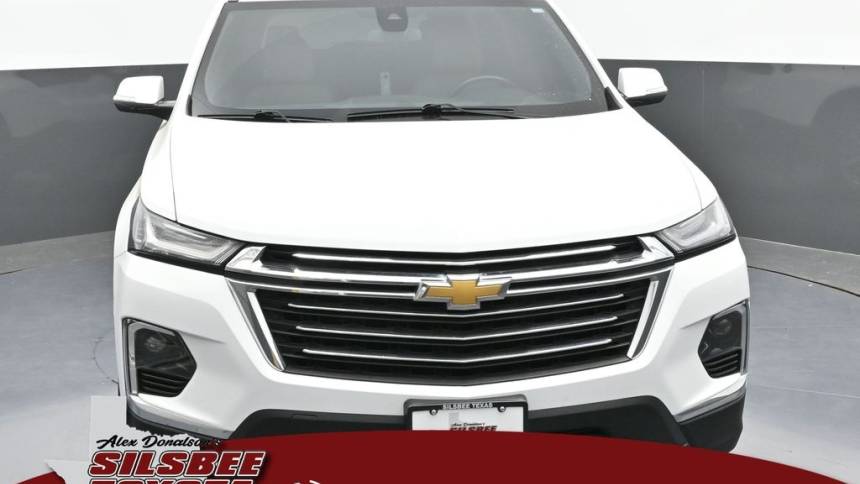 2023 chevrolet traverse lt leather