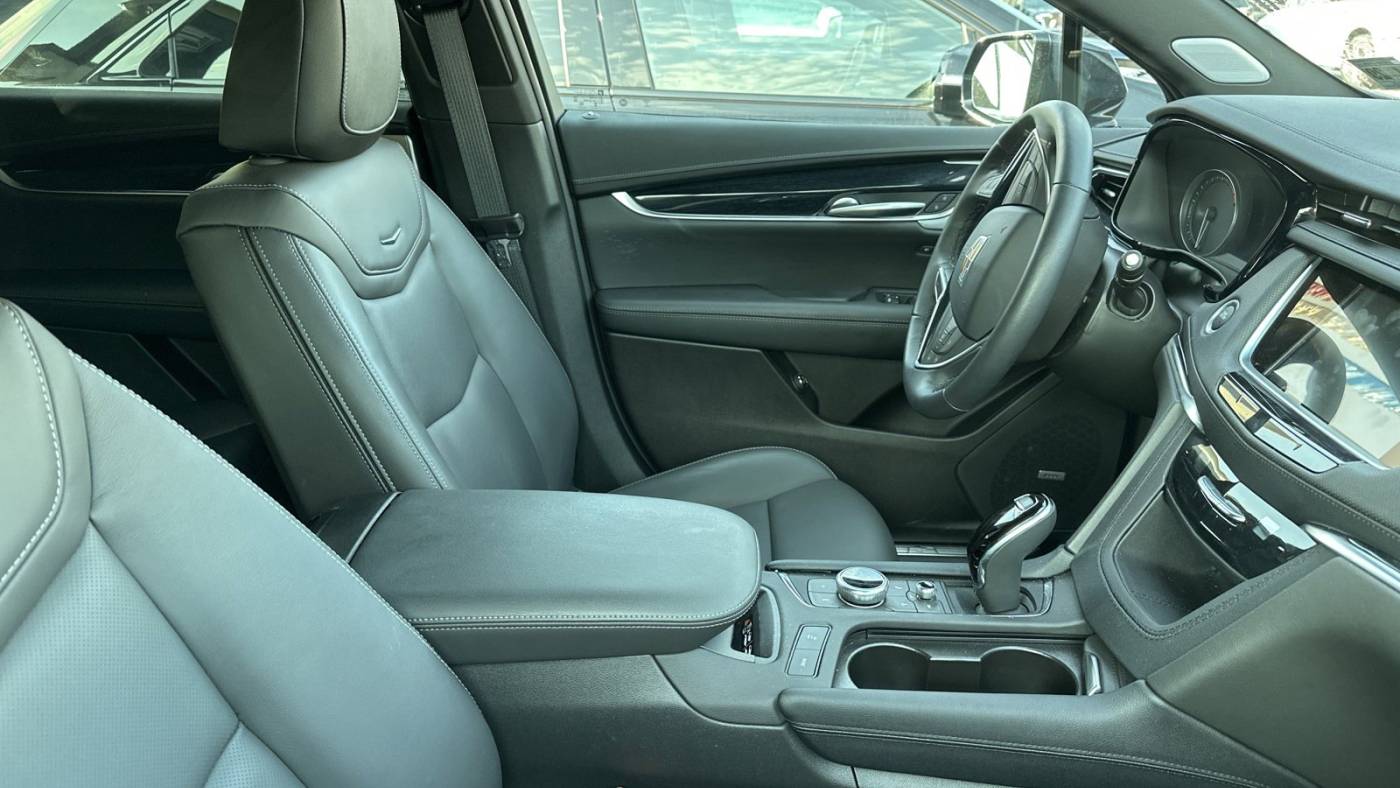 2024 cadillac xt5 premium luxury
