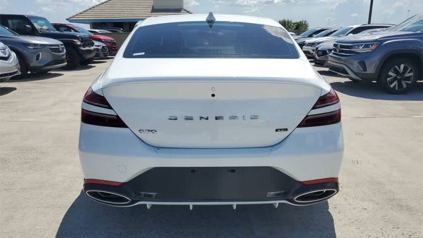 2022 genesis g70 3.3t standard