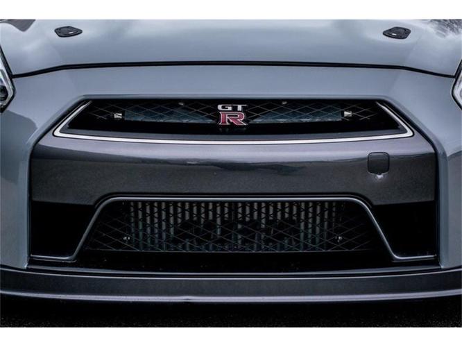 2014 nissan gt-r in grand rapids, michigan