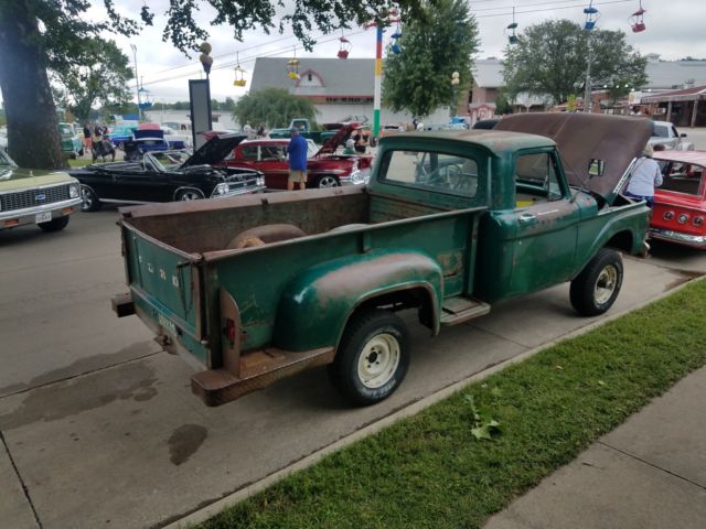 1961 ford f100 v8, 4 speed, 4x4, long bed, step side