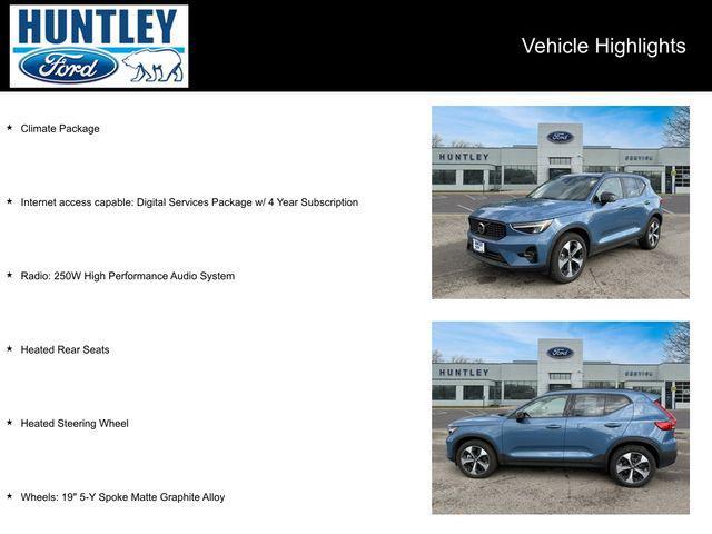 2024 volvo xc40 b5 plus dark theme