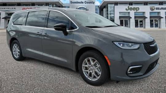 2024 Chrysler Pacifica