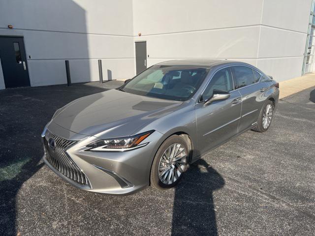 2019 lexus es 300h ultra luxury