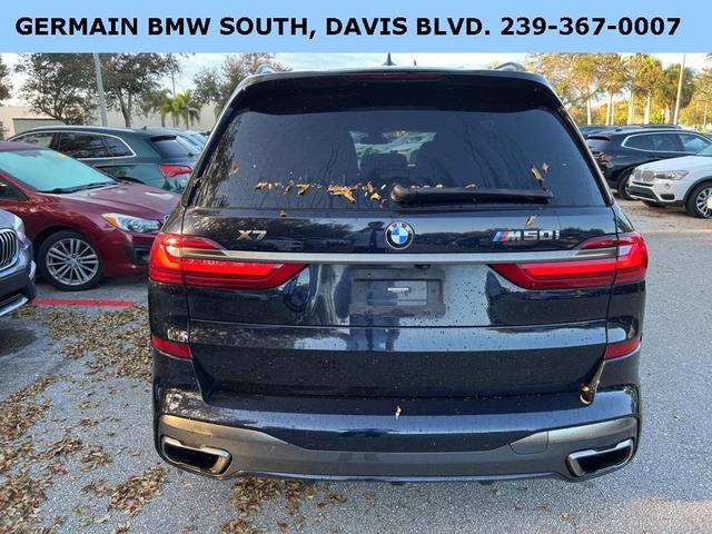 2022 bmw x7 m50i