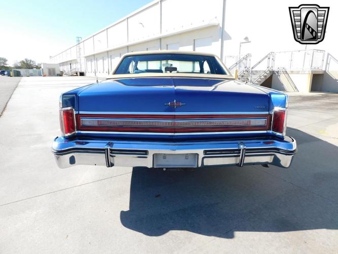 1976 lincoln continental in o'fallon, illinois