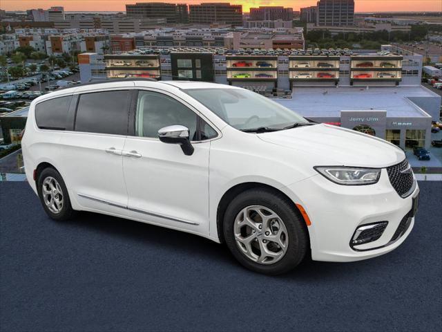2023 chrysler pacifica limited