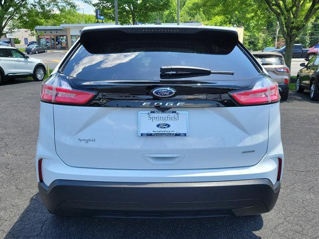 2024 ford edge se
