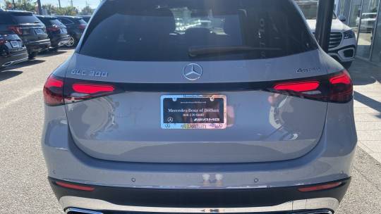 2025 Mercedes-Benz GLC