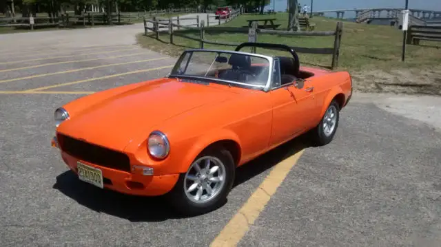 1978 mgb roadster great condition, new paint, tons of new parts
