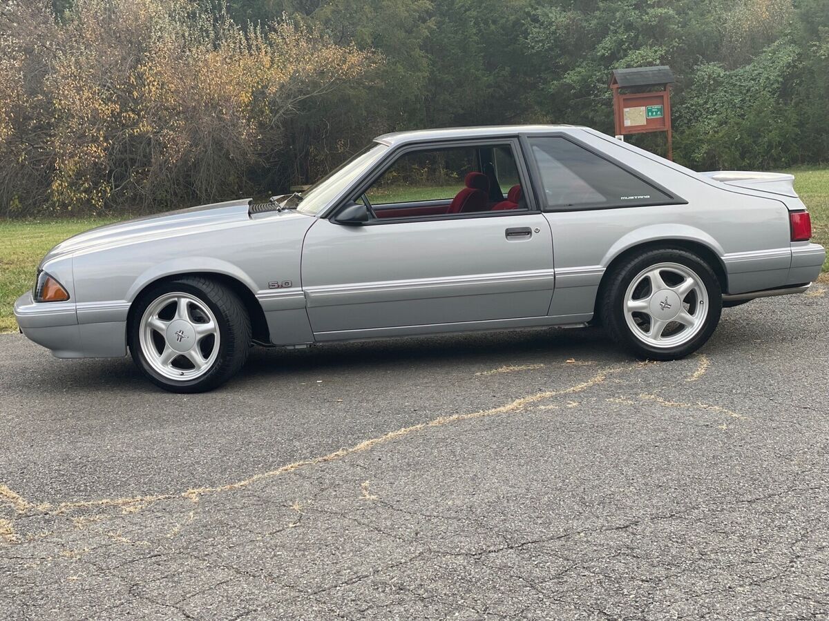 1988 ford mustang grey rwd manual lx