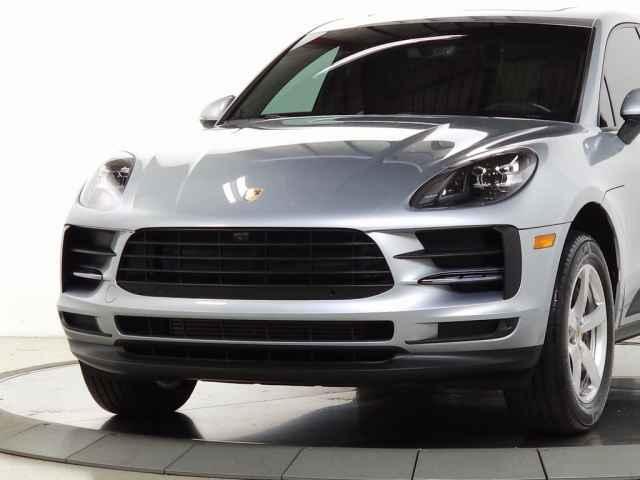 2021 porsche macan base
