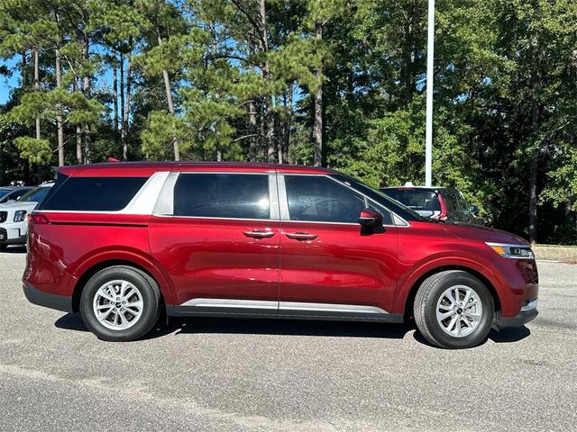2023 kia carnival lx