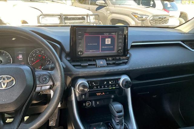 2019 toyota rav4 le