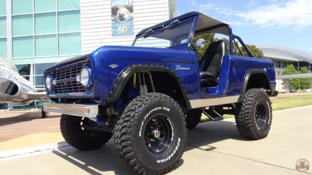 1968 ford bronco customized 4x4 classic lifted on 35's /auto adjust duff shocks