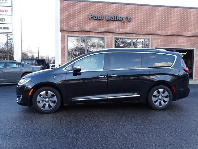 2018 chrysler pacifica hybrid limited limited 4dr mini-van for sale in north kingstown, rhode island