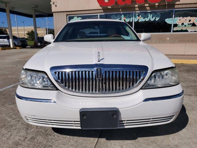 2008 lincoln town car limited