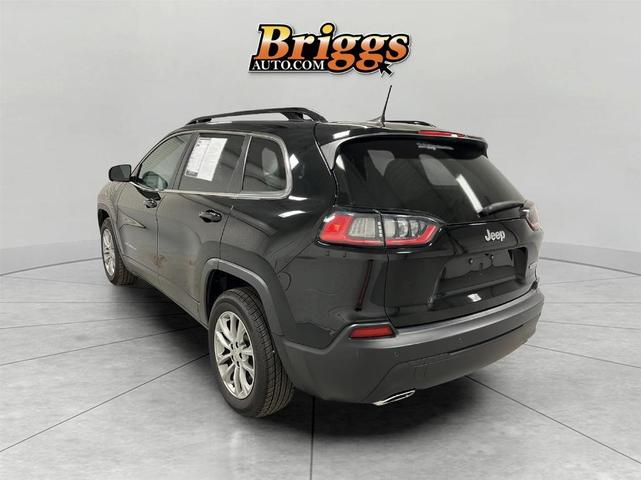 2022 jeep cherokee latitude lux