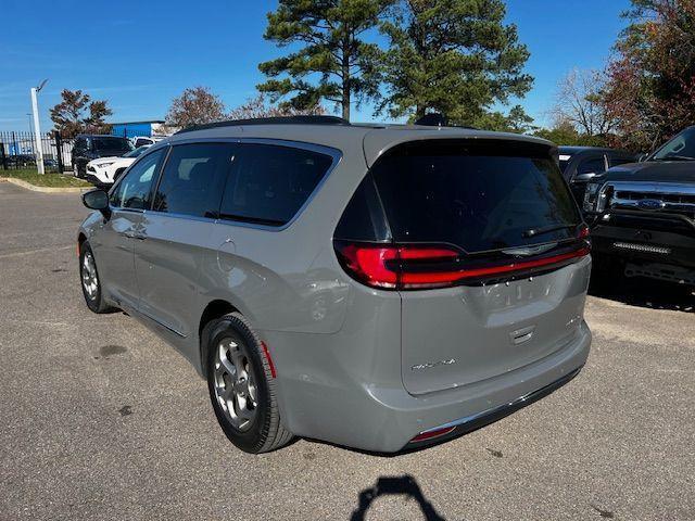 2023 chrysler pacifica limited