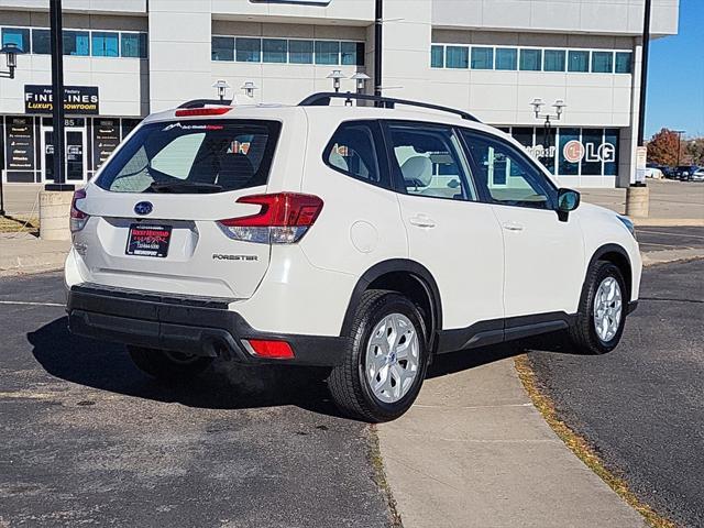 2019 subaru forester base