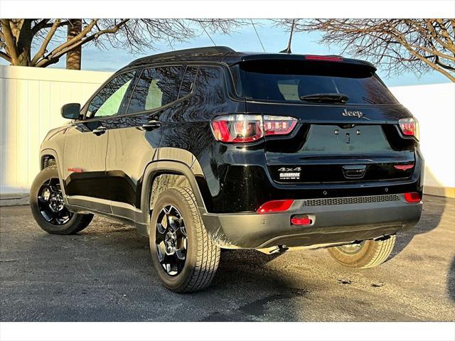 2023 jeep compass trailhawk